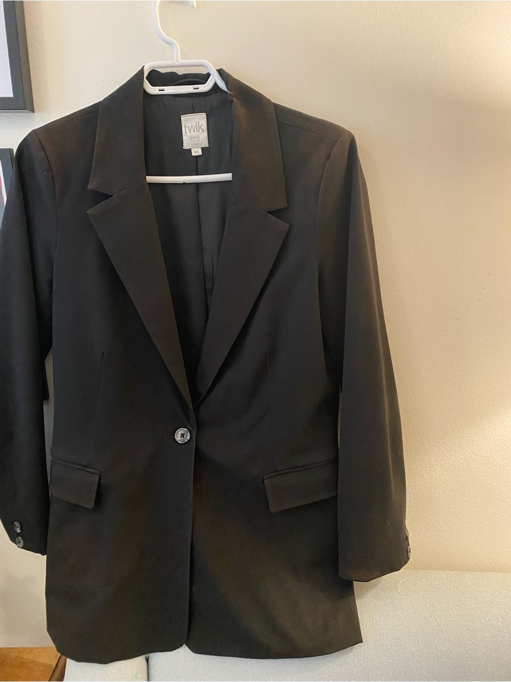 twik Black Single-Button Notch Lapel Blazer